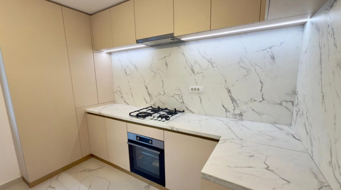 Oferta Bucium apartament nou 78 mp, 3 camere, decomandat, de vanzare,  Profi Visan imagine 2