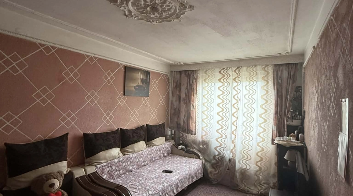 Oferta Apartament de vanzare, 3 camere, semidecomandat, 50 mp, Podu Ros,  Sensul Giratoriu imagine 3