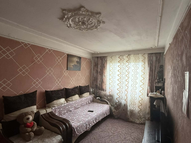 Apartament de vanzare, 3 camere,  semidecomandat,  50 mp, Podu Ros,  (Sensul Giratoriu) 162090