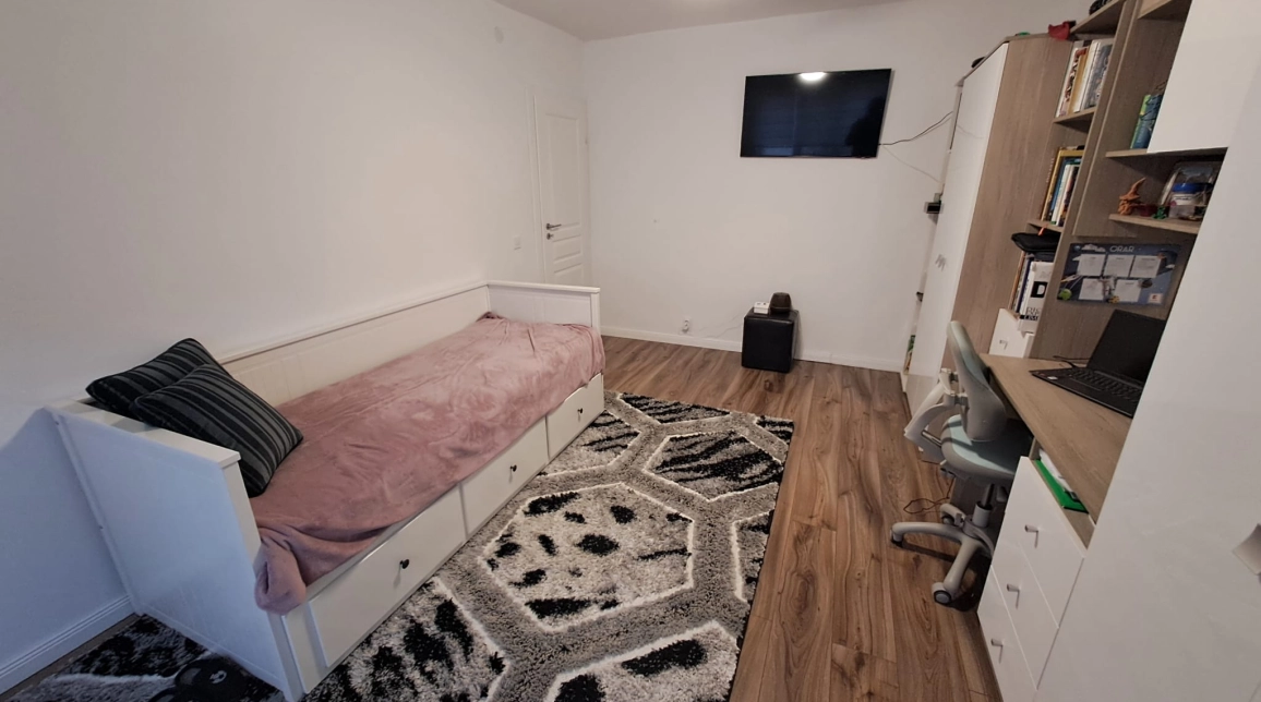Oferta Pacurari apartament 78 mp, 3 camere, decomandat, de vanzare,  MOARA DE  FOC imagine 2