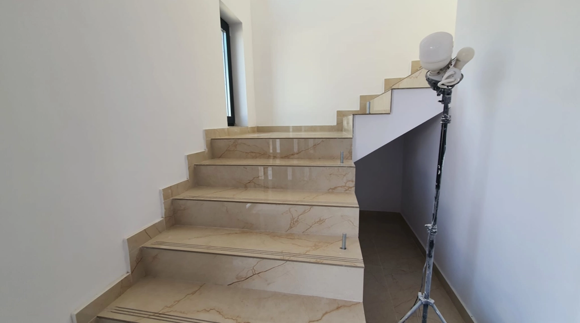 Oferta CUG casa 80 mp, 3 camere, de vanzare,  5 drumuri - Valea Adanca imagine 4
