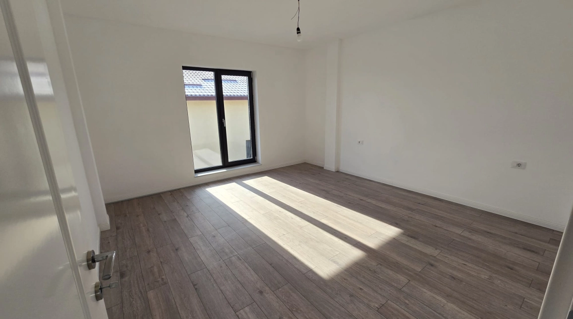 Oferta 3 camere, 108 mp, de vanzare casa in zona Frumoasa,  Hlincea imagine 9