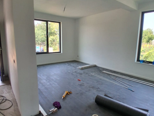 Apartament 3 camere - Dancu