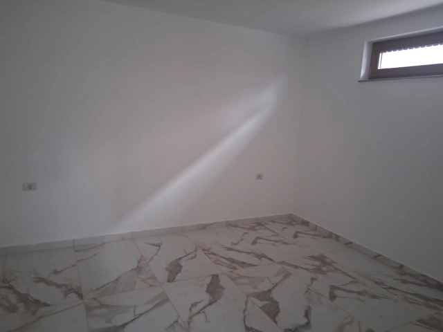 Apartament 6 camere - Lunca Cetatuii