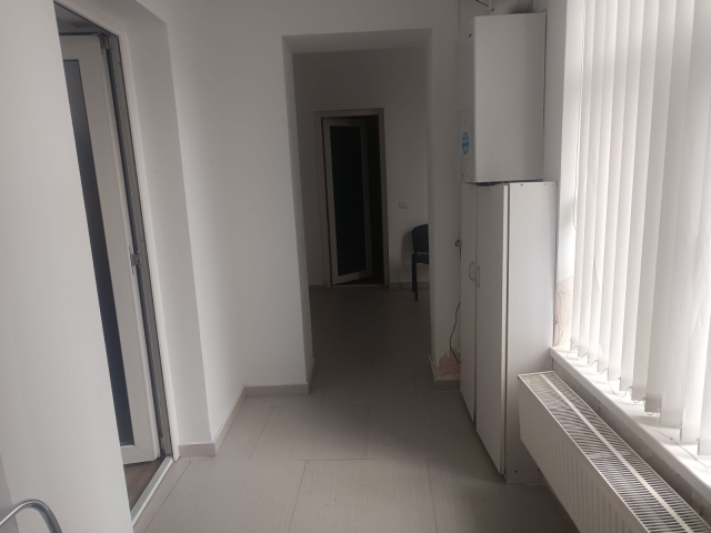 Spatiu comercial Centru Colegiul National  65mp  161632