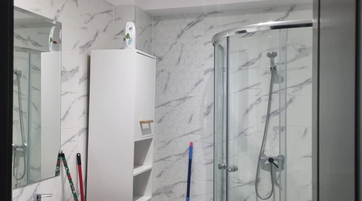 Oferta Apartament, 2 camere decomandat, 49 mp, Centru, de inchiriat,  Palas Mall imagine 4