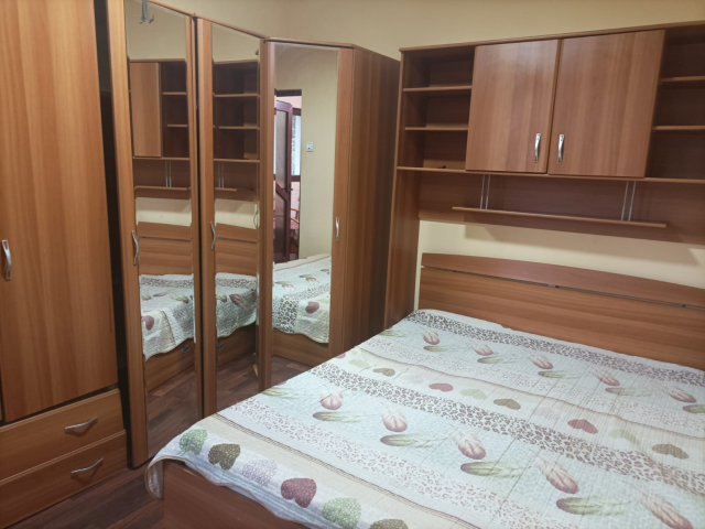 Apartament, 2 camere  decomandat,  46 mp, Alexandru cel Bun, de inchiriat,  (Restaurant Rita) 162656