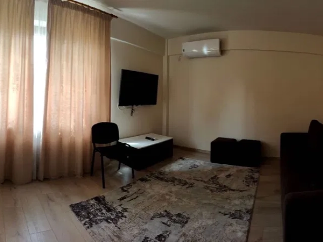 Apartament 2 camere - Centru
