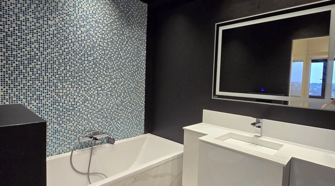 Oferta Apartament nou, 4 camere penthouse, 130 mp, Centru, de vanzare,  Vis a vis de Palas Mall imagine 6