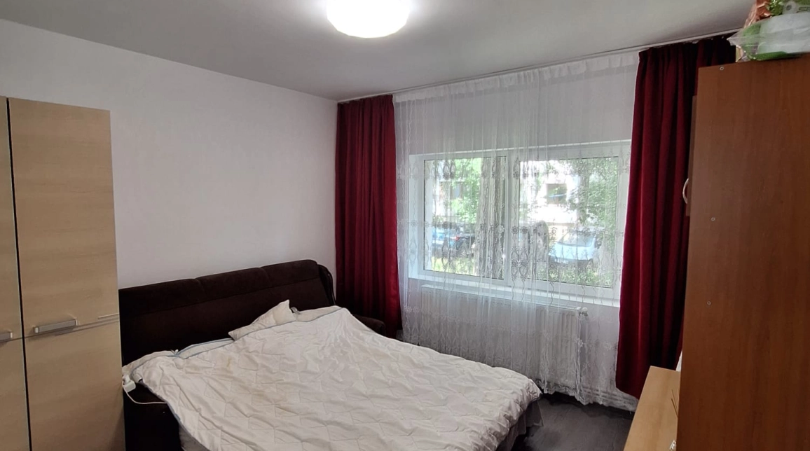 Oferta 3 camere, decomandat, 72 mp, de vanzare apartament in zona Mircea cel Batran,  BRD imagine 2