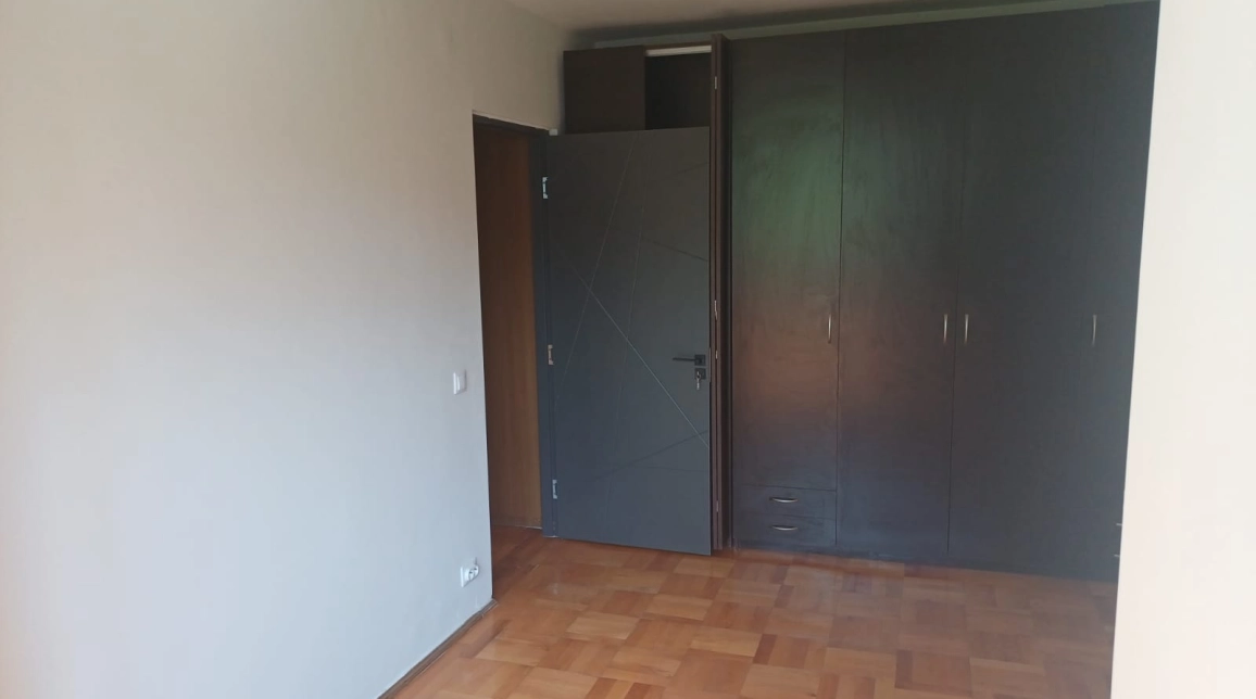 Oferta Titan apartament 60 mp, 3 camere, semidecomandat, de vanzare,  Piata Minis imagine 4