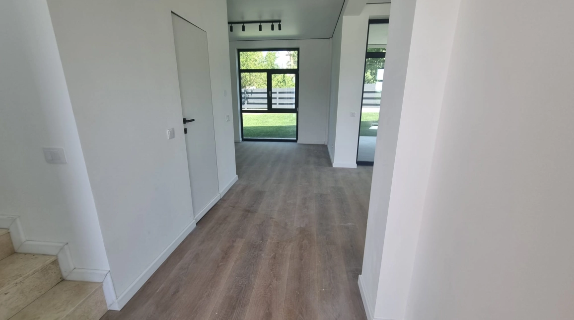 Oferta 4 camere, 106 mp, de vanzare casa in zona Bucium,  TLT Visan imagine 9