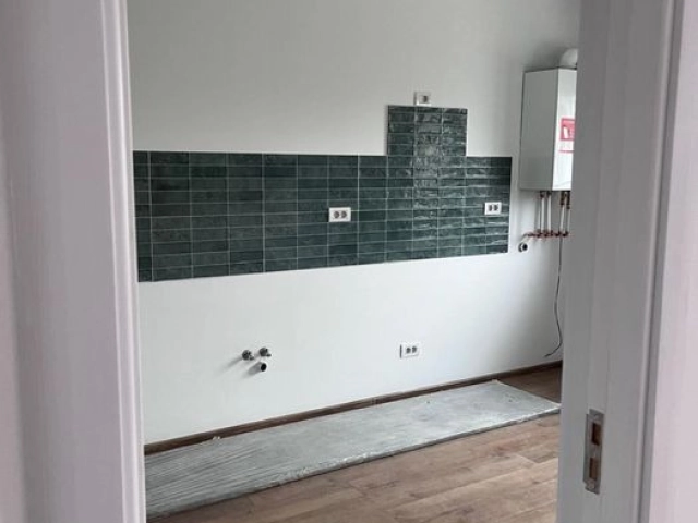 Apartament 4 camere - Miroslava