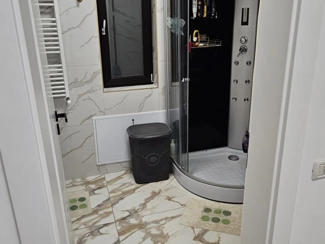 Apartament 3 camere - Valea Lupului