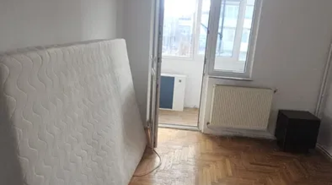 Oferta 3 camere, decomandat, 74 mp, de vanzare apartament in zona Calea Romanului imagine 3