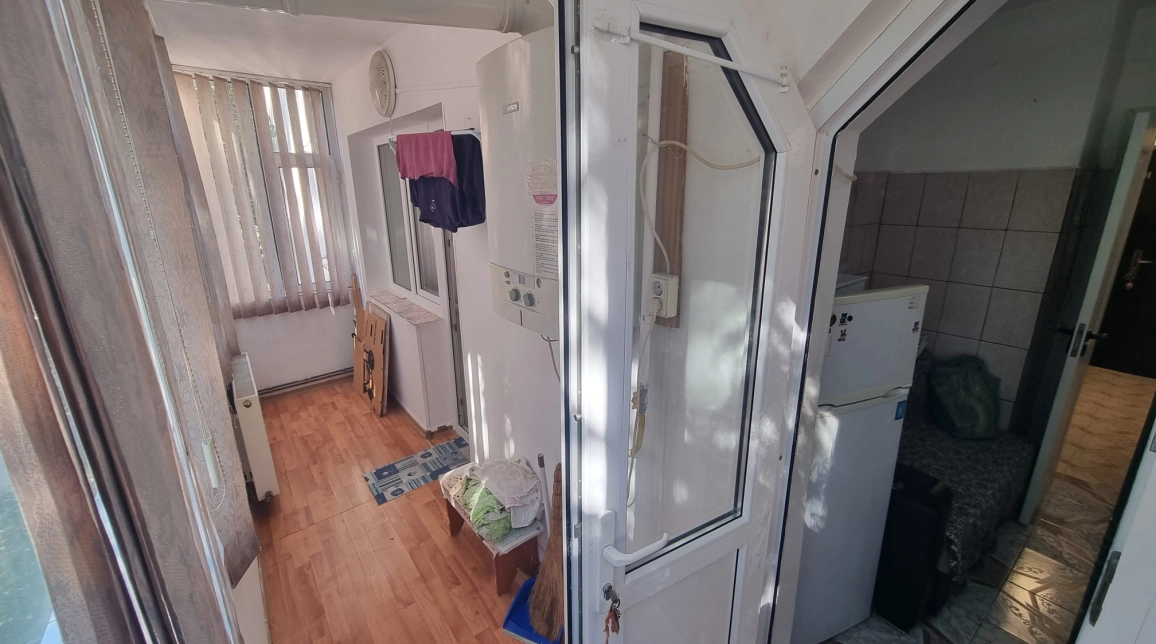 Oferta Tatarasi apartament 40 mp, 1 camera, decomandat, de vanzare,  Complex Stejar imagine 7