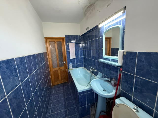 Podu Ros apartament  73 mp, 3 camere,  decomandat, de vanzare,  (Granit Bulevardul Socola) 163449