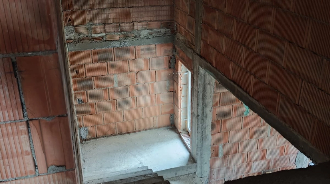 Oferta Vorovesti casa 161 mp, 6 camere, de vanzare,  La asfalt imagine 4