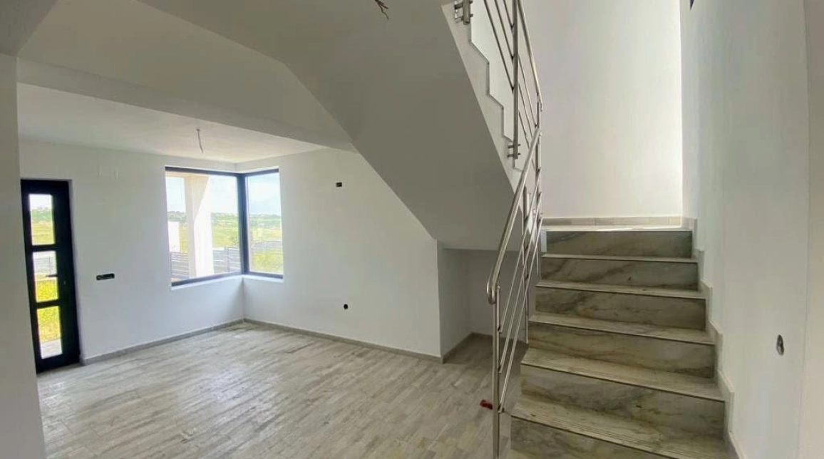 Oferta De vanzare casa, 4 camere, 107 mp, Valea Lupului,   imagine 2