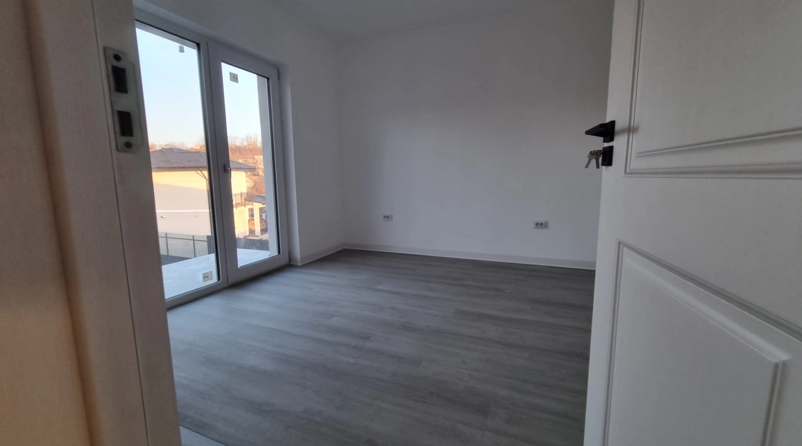 Oferta 4 camere, 119 mp, de vanzare casa in zona Miroslava,   imagine 5