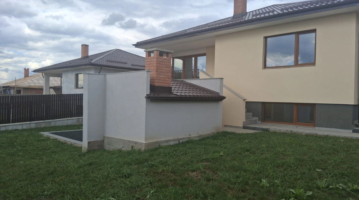Oferta Lunca Cetatuii casa 170 mp, 6 camere, de vanzare,  pe soseau de centura imagine 17