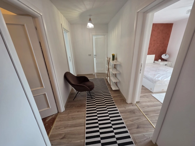 Apartament 5 camere - Valea Lupului
