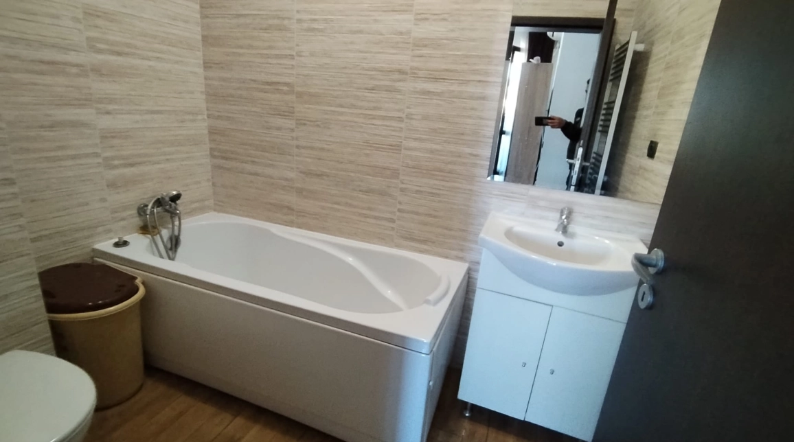 Oferta Pacurari apartament nou 50 mp, 2 camere, semidecomandat, de inchiriat,  Benzinaria Mol imagine 5