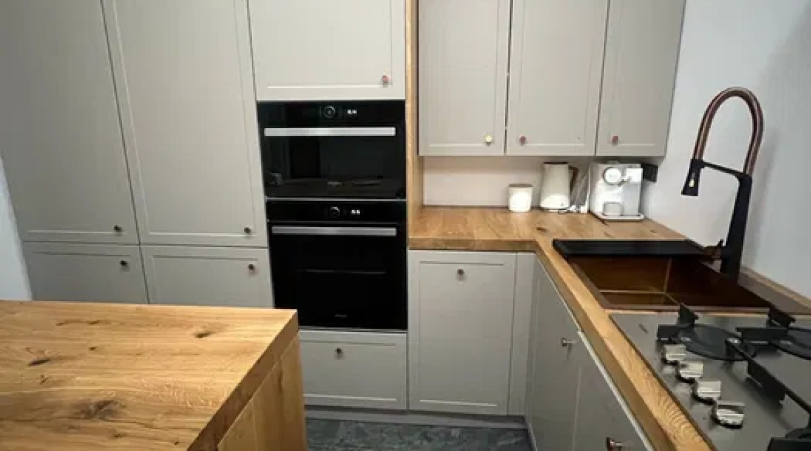 Oferta Apartament, 3 camere semidecomandat, 80 mp, Podul de Fier, de inchiriat,  Little Texas imagine 5