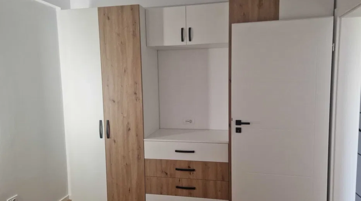 Oferta De inchiriat apartament, 2 camere, decomandat, 53 mp, Valea Adanca,  5 Drumuri imagine 3