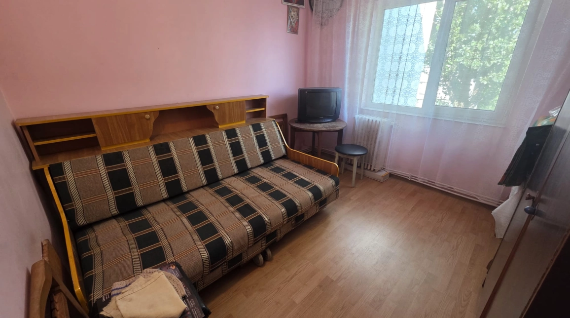 Oferta Apartament de vanzare, 3 camere, semidecomandat, 54 mp, Alexandru cel Bun,  Zimbru imagine 4