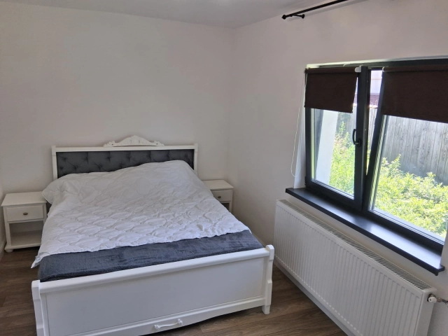 Apartament 4 camere - Dancu