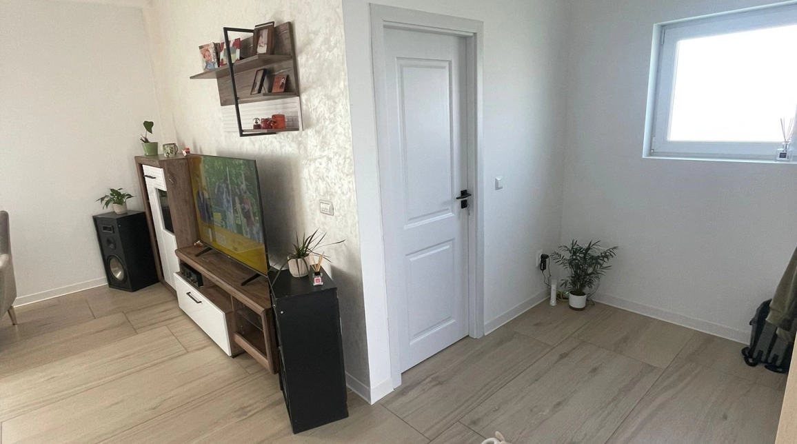 Oferta Casa de vanzare, 4 camere, 120 mp, Miroslava,  dupa Alin automobile imagine 8