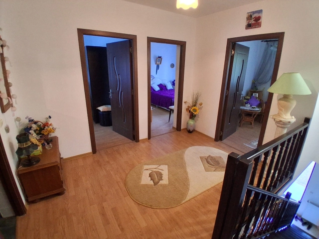 Apartament 4 camere - Popas Pacurari