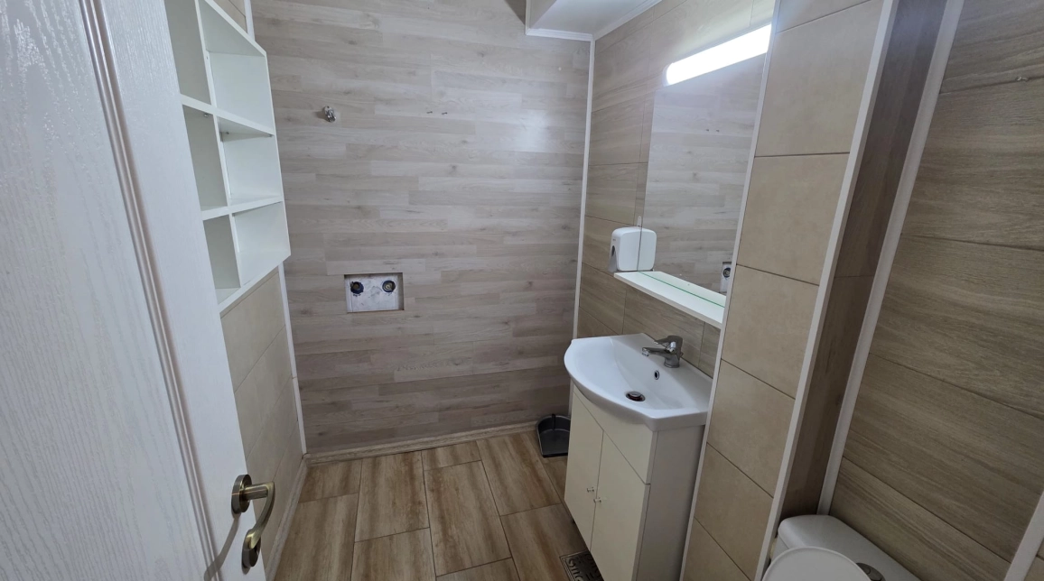Oferta Spatiu comercial de inchiriat Gara Carrefour 24mp  imagine 4