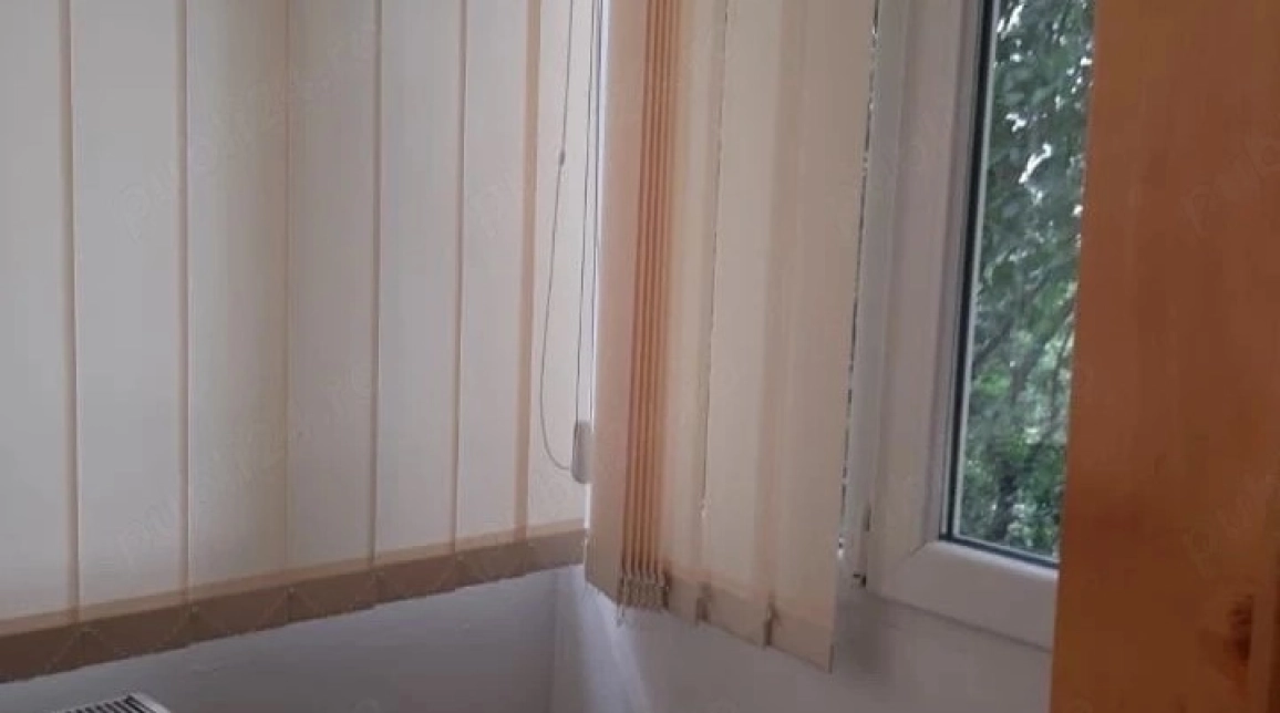 Oferta Apartament, 2 camere decomandat, 42 mp, Alexandru cel Bun, de inchiriat,  Magazin 2 pasi imagine 8