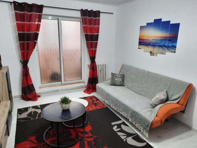 Apartament de vanzare, 2 camere,  semidecomandat,  42 mp, Mircea cel Batran,   162230