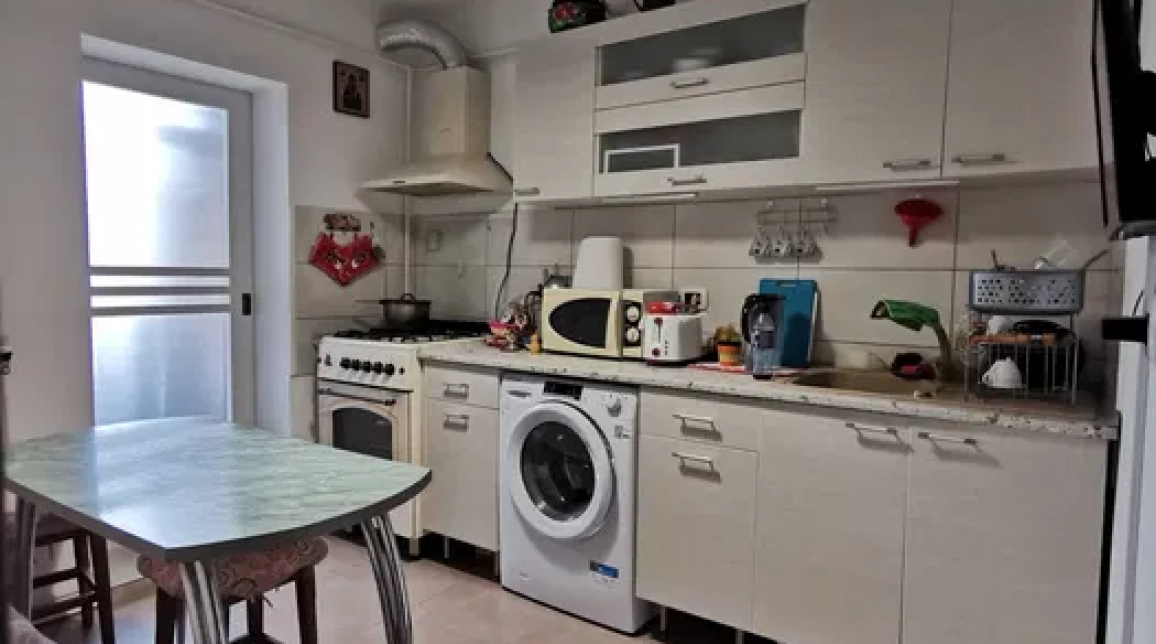 Oferta 1 camera, decomandat, 34 mp, de vanzare apartament in zona Tatarasi,  Piata Doi Baieti imagine 1