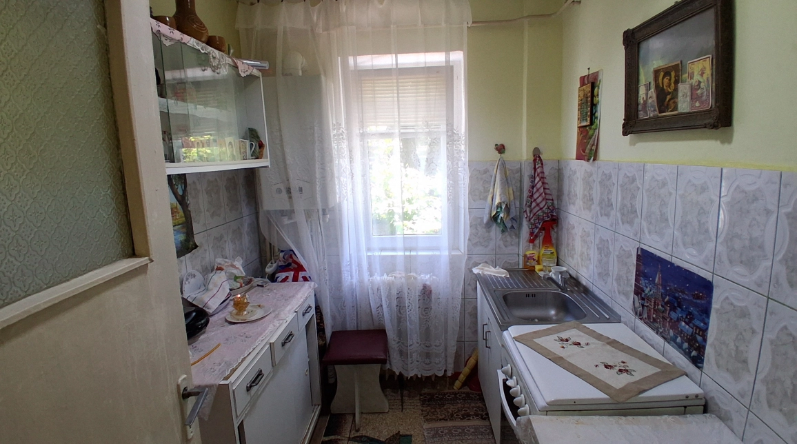 Oferta Apartament, 2 camere semidecomandat, 40 mp, Pacurari, de vanzare,  ALPHA BANK, MUNCA INVALIZILOR imagine 4