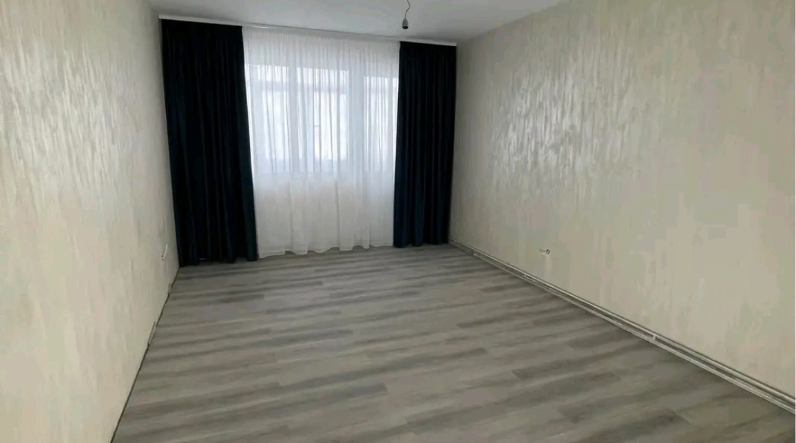 Oferta De vanzare apartament, 3 camere, decomandat, 72 mp, Alexandru cel Bun,  Minerva - la bulevard imagine 2