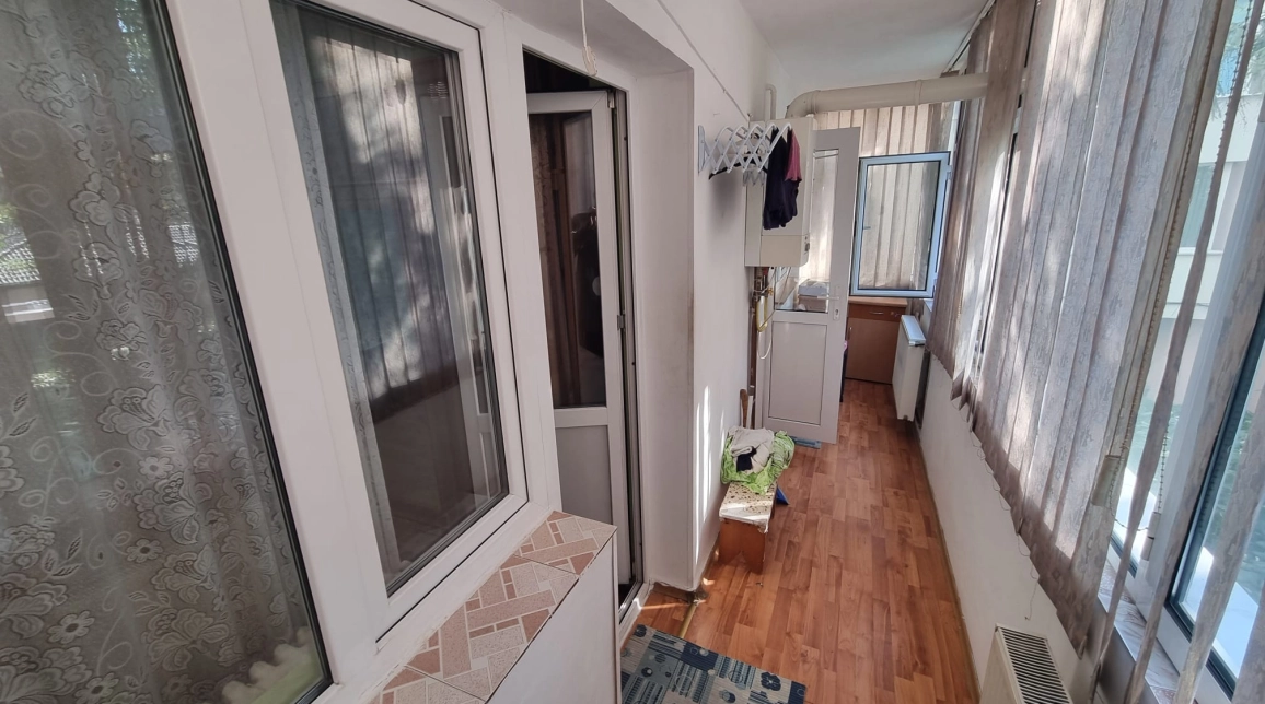 Oferta Tatarasi apartament 40 mp, 1 camera, decomandat, de vanzare,  Complex Stejar imagine 9