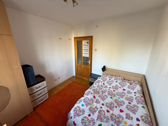 Podu Ros apartament  73 mp, 3 camere,  decomandat, de vanzare,  (Granit Bulevardul Socola) 163449
