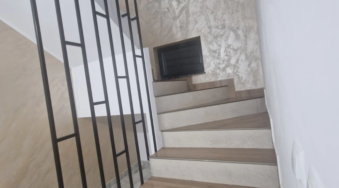 Oferta Casa, 4 camere , 118 mp, Miroslava, de vanzare,  Depozit TRANS Anapet imagine 5