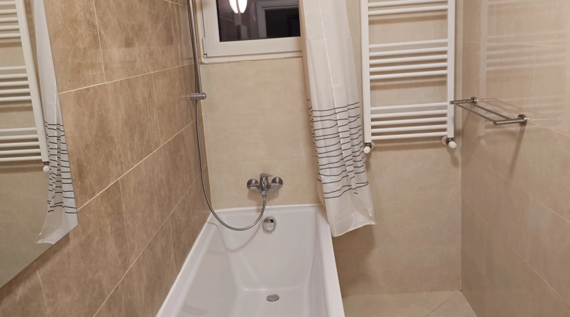 Oferta Apartament, 2 camere nedecomandat, 47 mp, Tatarasi, de vanzare,  Kaufland,Doi baieti imagine 11