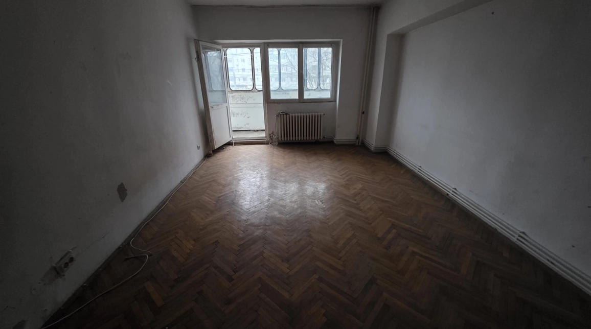 Oferta 3 camere, decomandat, 80 mp, de vanzare apartament in zona Dacia,  Bicaz imagine 2