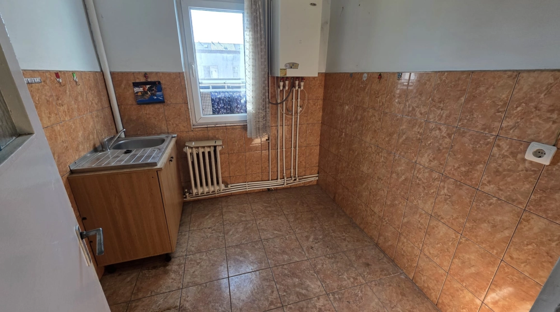 Oferta Apartament de vanzare, 2 camere, decomandat, 40 mp, Mircea cel Batran imagine 3