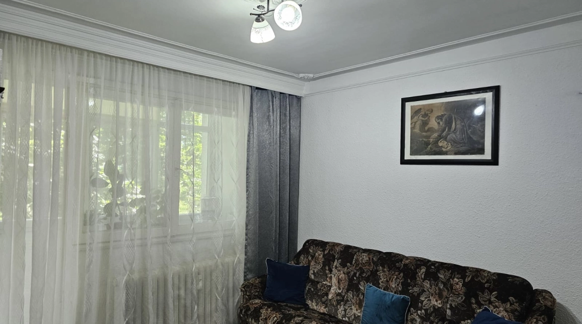 Oferta De vanzare apartament, 3 camere, semidecomandat, 65 mp, Podu Ros,  Salubris imagine 3