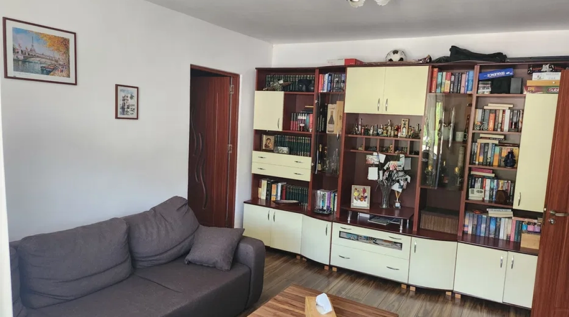 Oferta Central apartament 72 mp, 3 camere, semidecomandat, de vanzare,  Dacia imagine 2