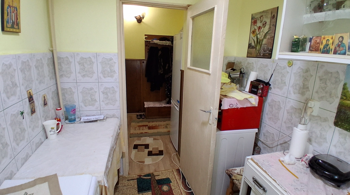 Oferta Apartament, 2 camere semidecomandat, 40 mp, Pacurari, de vanzare,  ALPHA BANK, MUNCA INVALIZILOR imagine 5