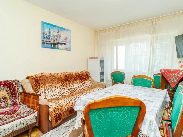 Apartament 3 camere - Pacurari