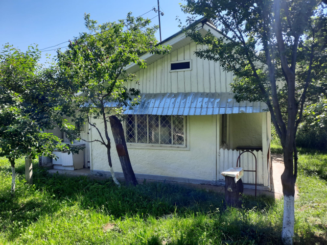 Casa de vanzare, 1 camera,  45mp, Girov,  (Gura Vaii) 147385